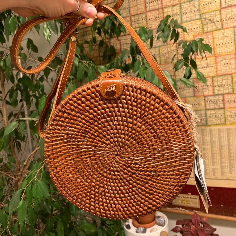 NWT Round Rattan Crossbody Bali Bag Purse